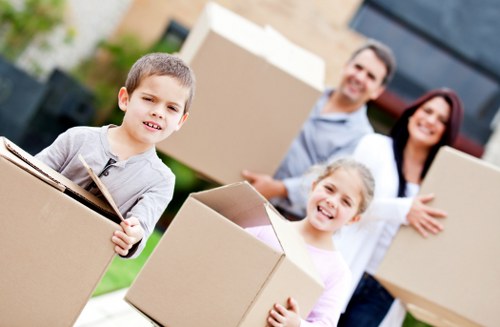 Van moving service in Colliers Wood