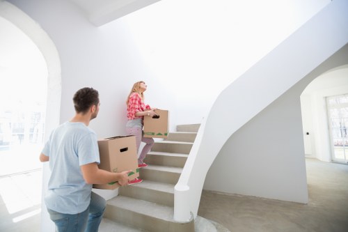 House move assistance with loading and unloading in Colliers Wood