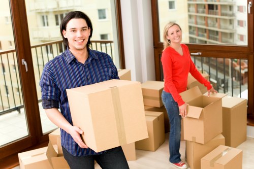 Packing service for residential and commercial moves around Colliers Wood